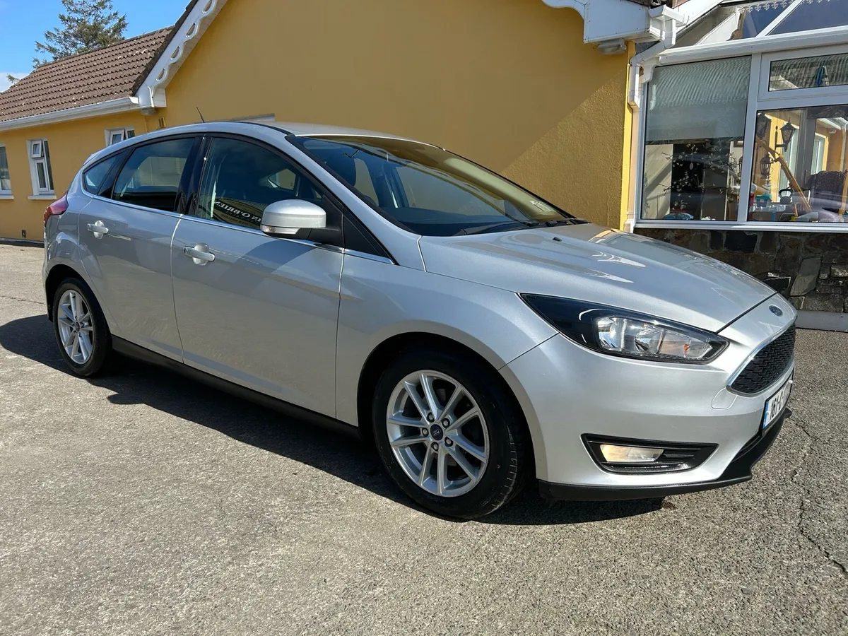 2016 Ford Focus 1.5 TDCI ZETEC 120PS 5DR - Image 2