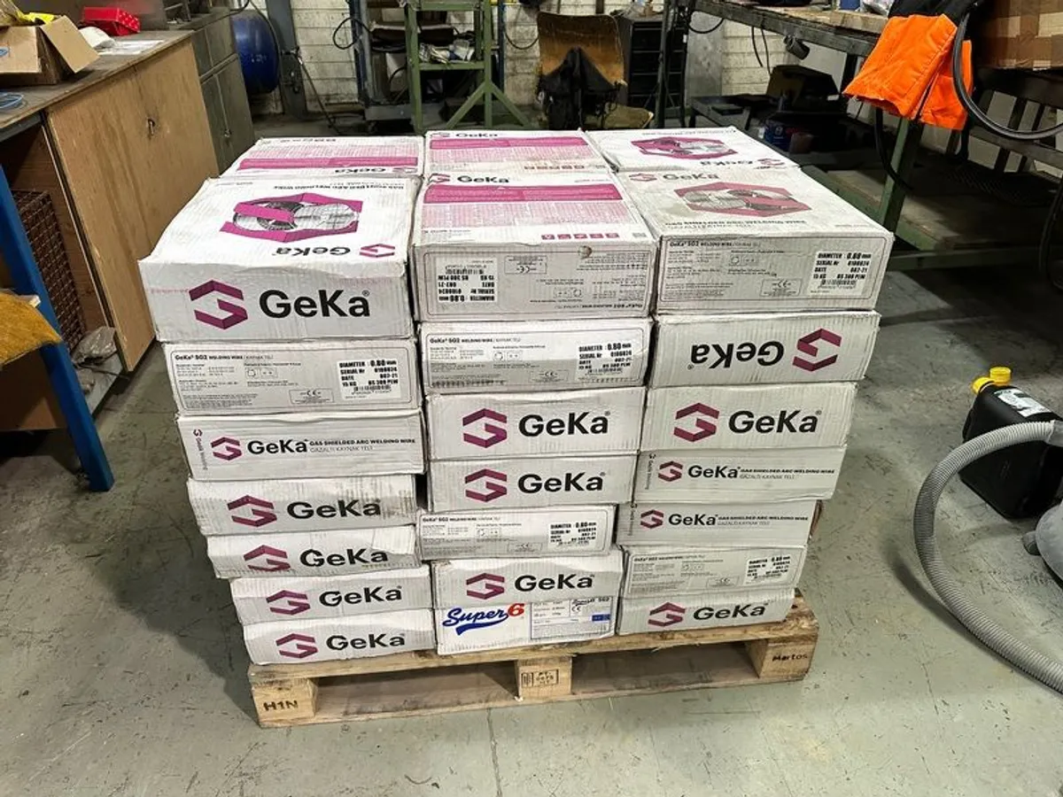 GeKa 0.8mm G3Si1 / SG2 15KG Mig Welding Wire  High quality mild steel MIG welding wire from GeKa. 0.8mm GMAW - SG2 - Image 2