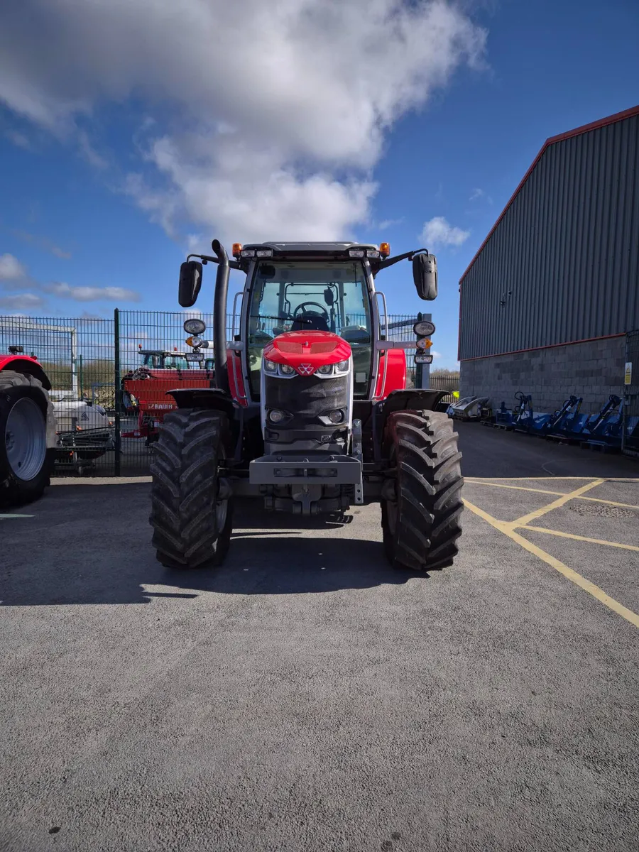 MASSEY FERGUSON - Image 1
