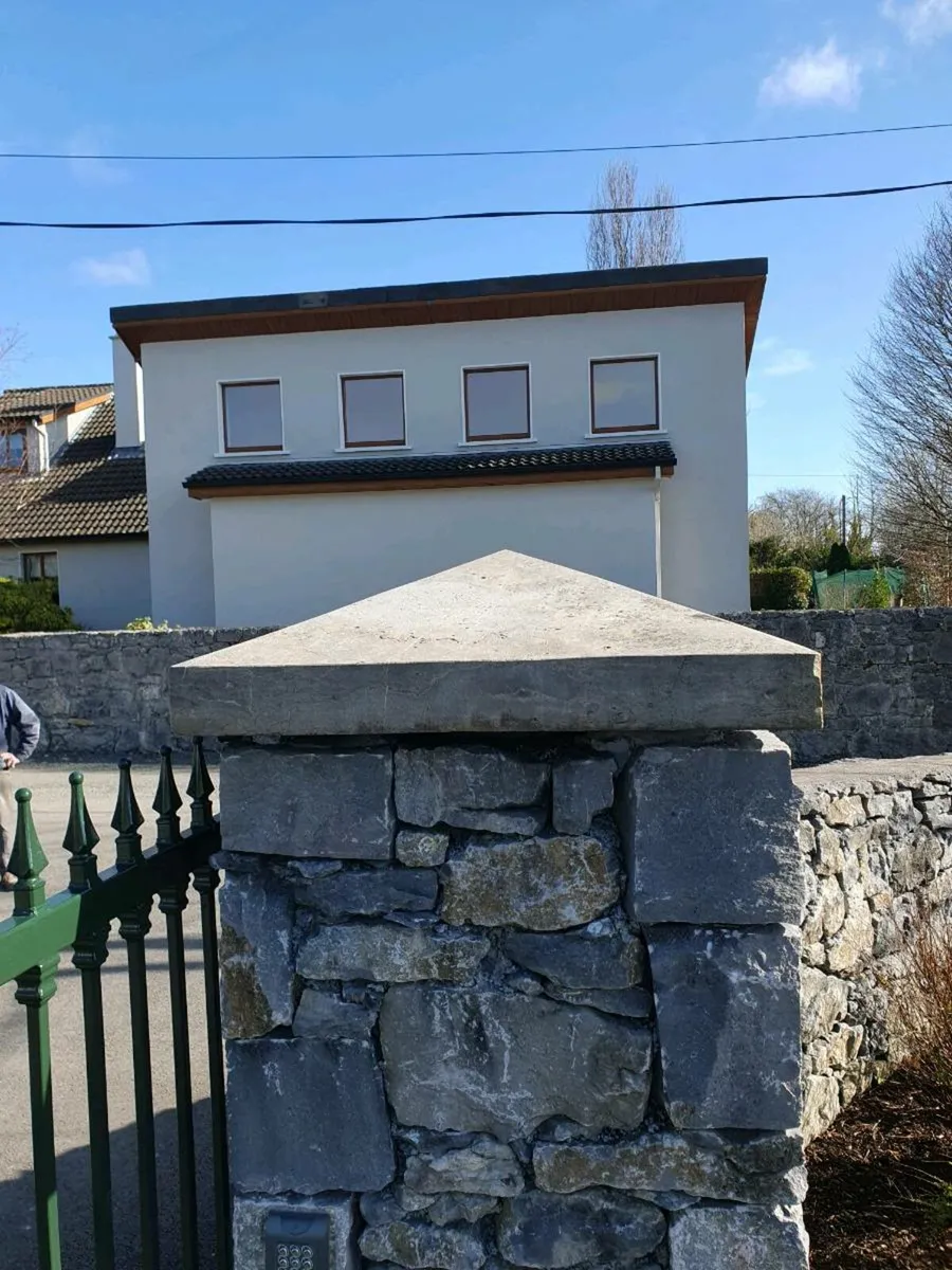 Limestone Pier Caps - Image 1