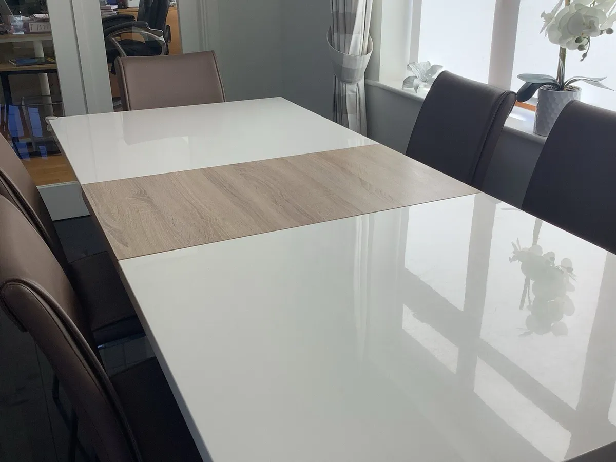 Dining Table & Chairs - Image 1