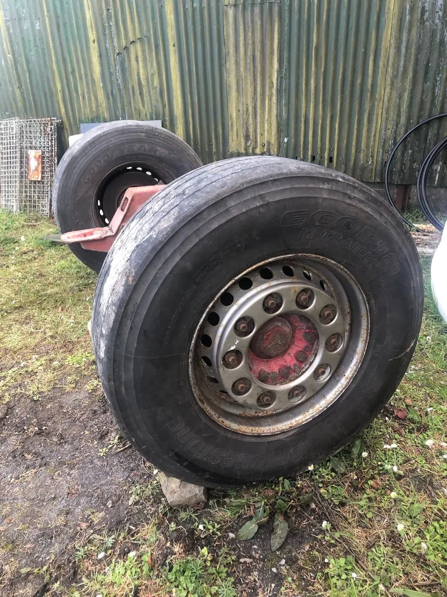Super single axle