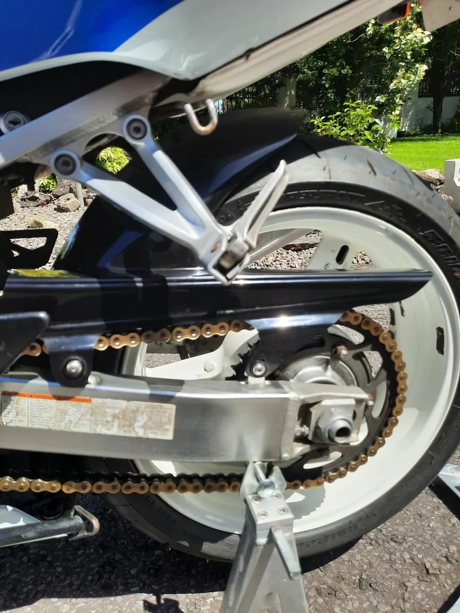 Suzuki GSX-R 600 - Image 4