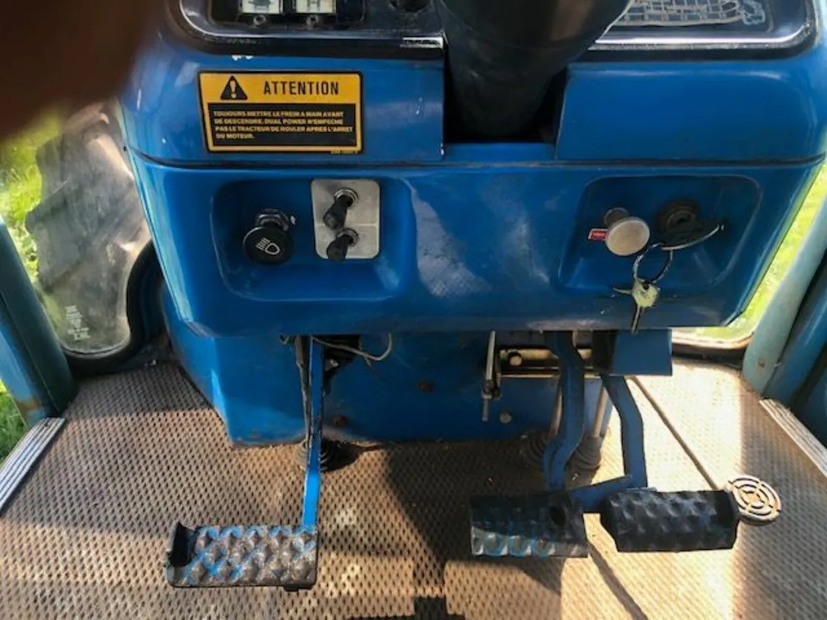 Ford 7910 - Image 4