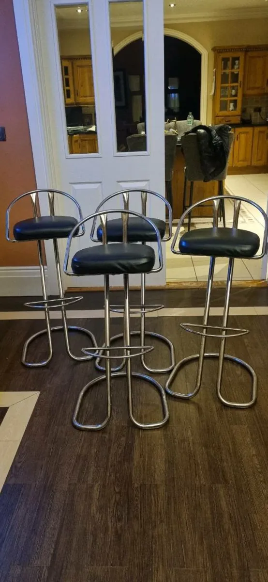 Bar stoils