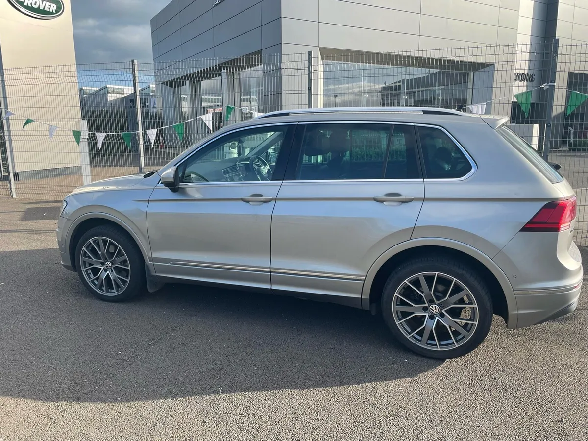 Volkswagen Tiguan - Image 2