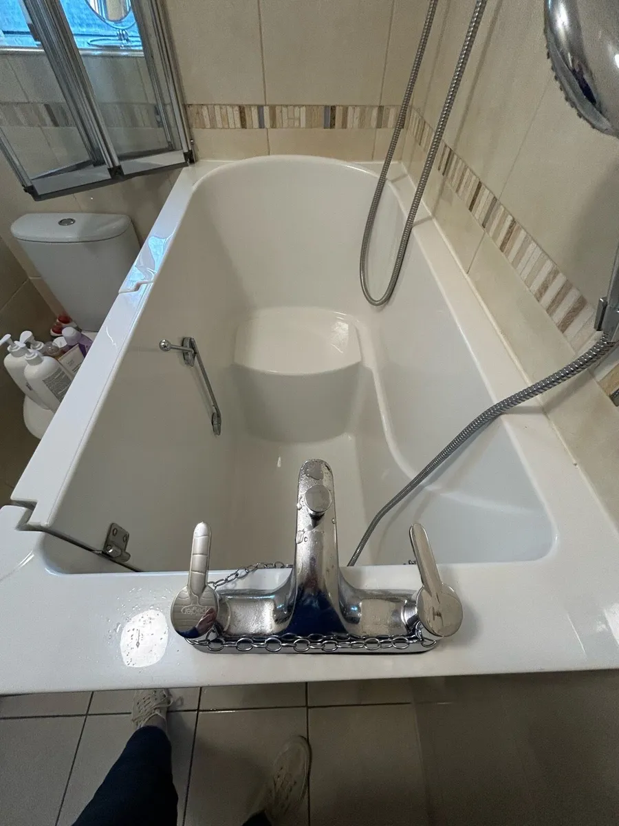 Walk-in Bath /Bath with Door /Mobility for Elderly - Image 2