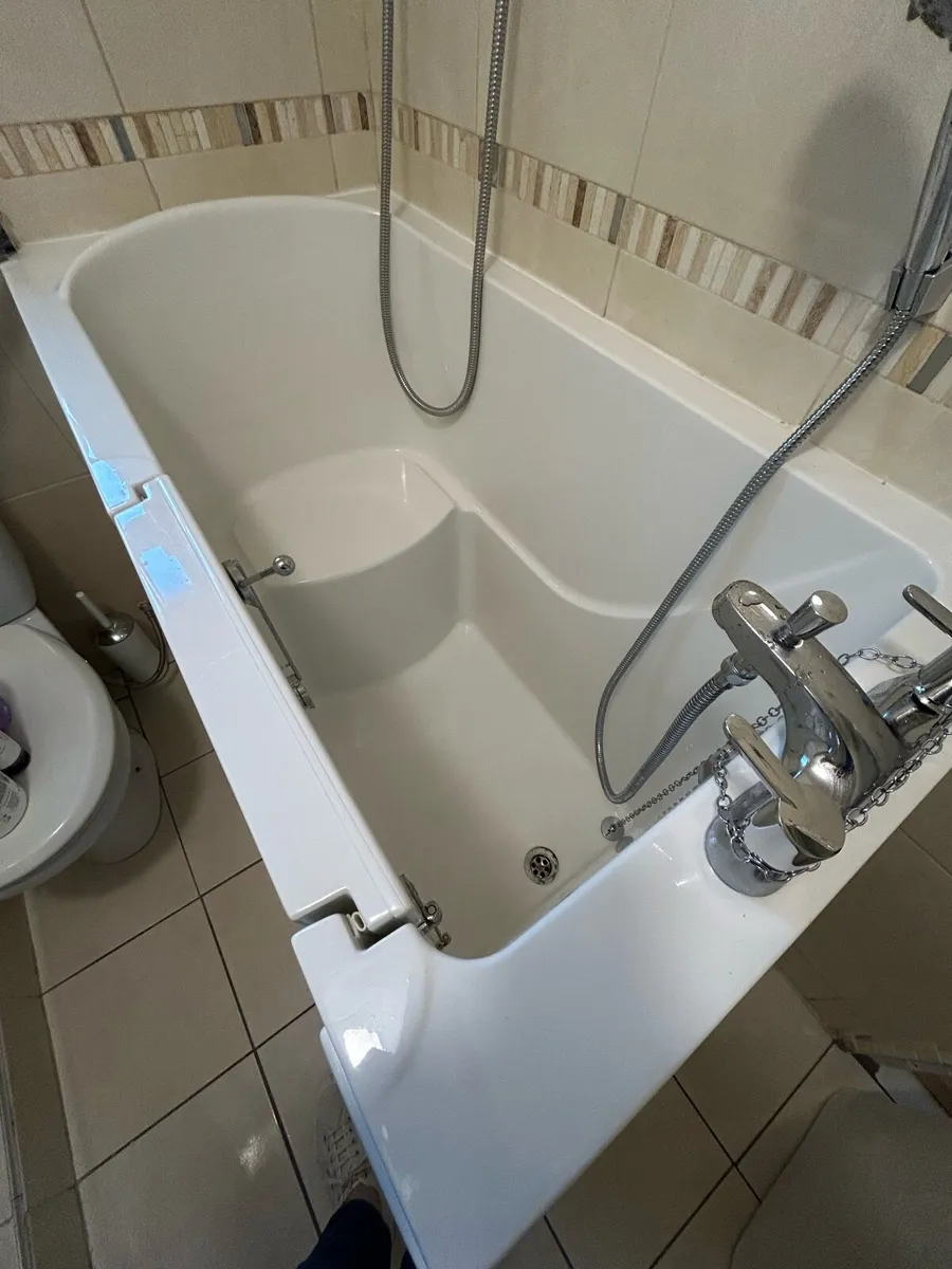 Walk-in Bath /Bath with Door /Mobility for Elderly - Image 3