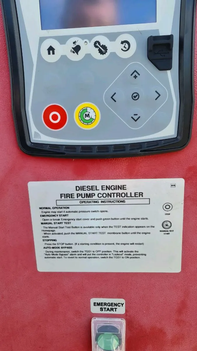Clarke Fire Pump Engine c/w control panel - Image 2