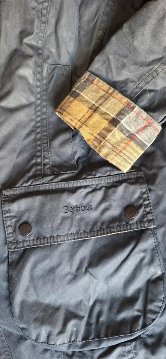 Ladies Barbour Beadnell wax jacket - Image 2