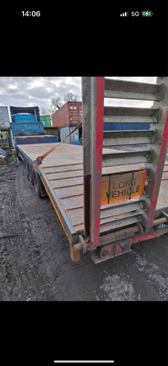 STEPFRAME 45FT  LOWLOADER TRAILER - Image 1