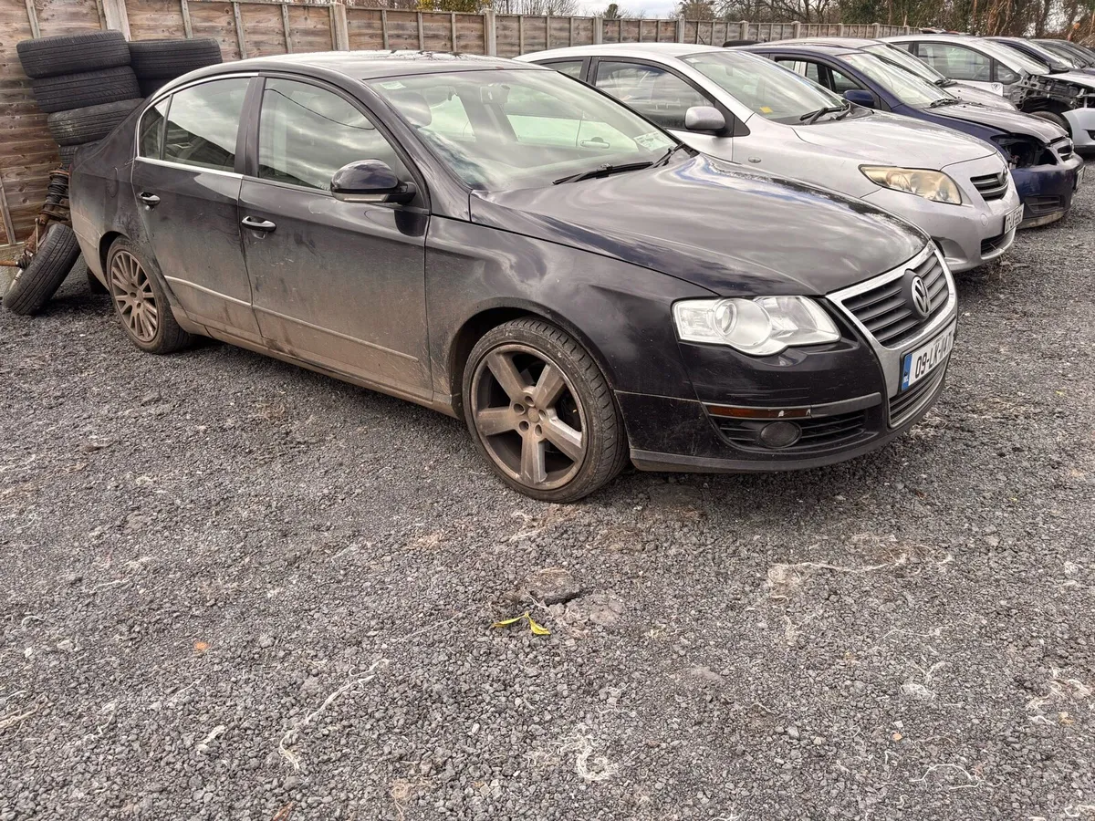 Vw passat X 2 for breaking - Image 3