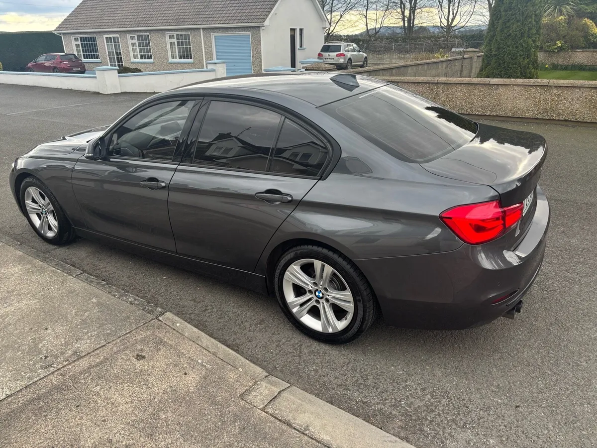 172 BMW 320 Sport, 2.0 Diesel - Image 3
