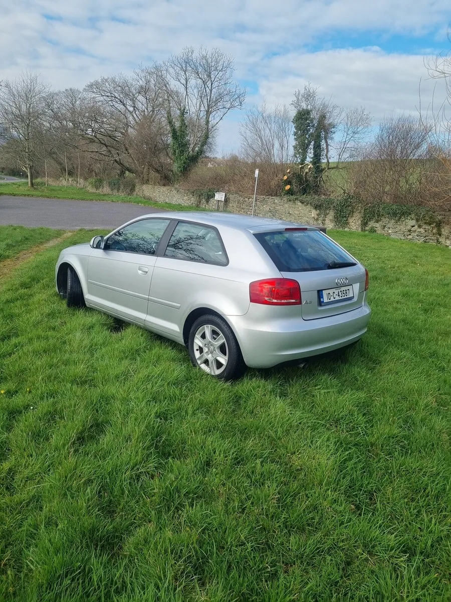 Audi A3 2010 - Image 2