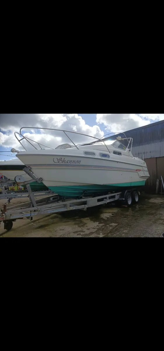 Sealine 4 berth cruiser - Image 1