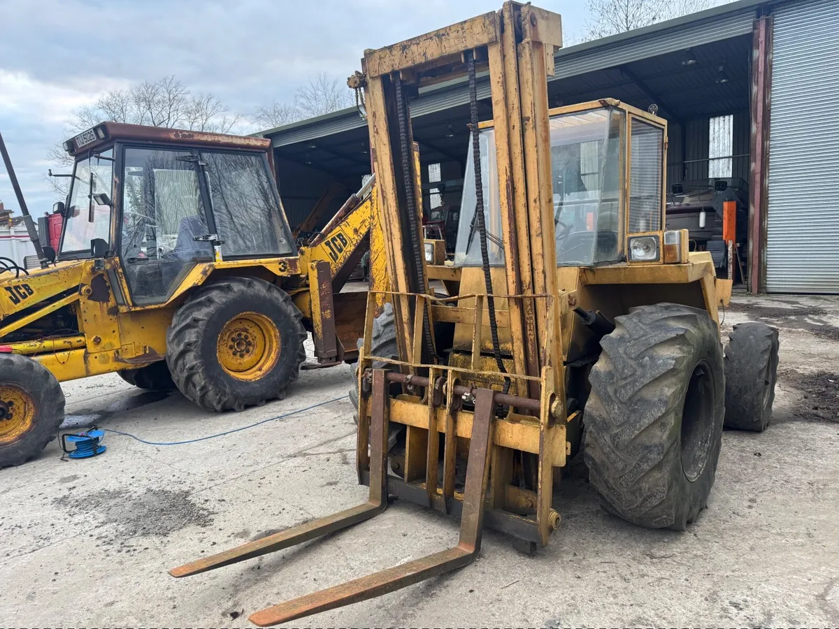 Forklift all terrain €7,500 - Image 3