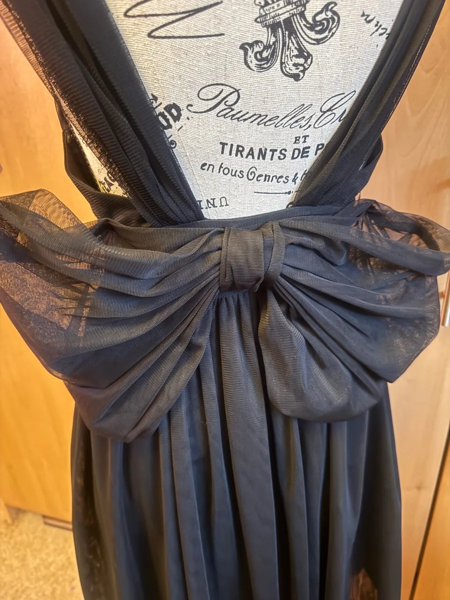 Black v-neckline dress for sale - Image 4