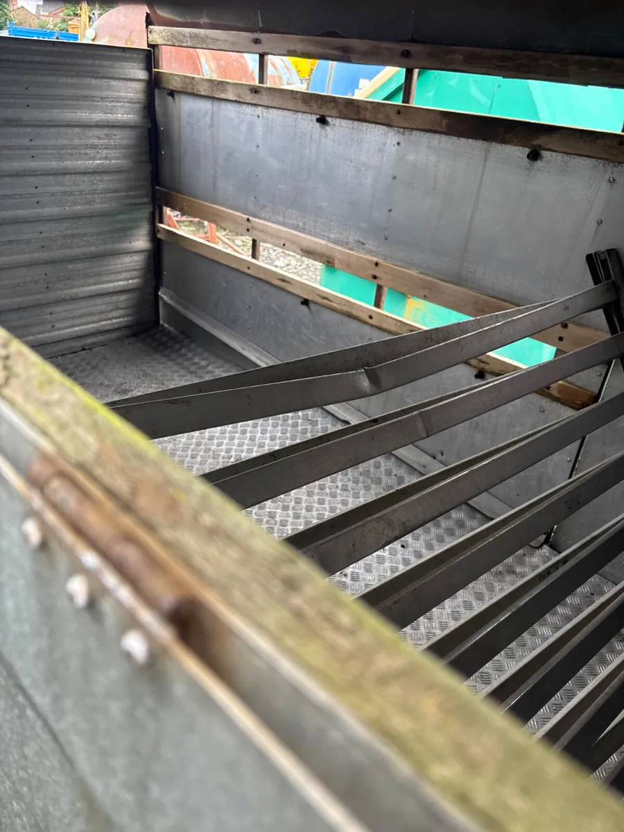 Ifor Williams 10ft cattle trailer - Image 3