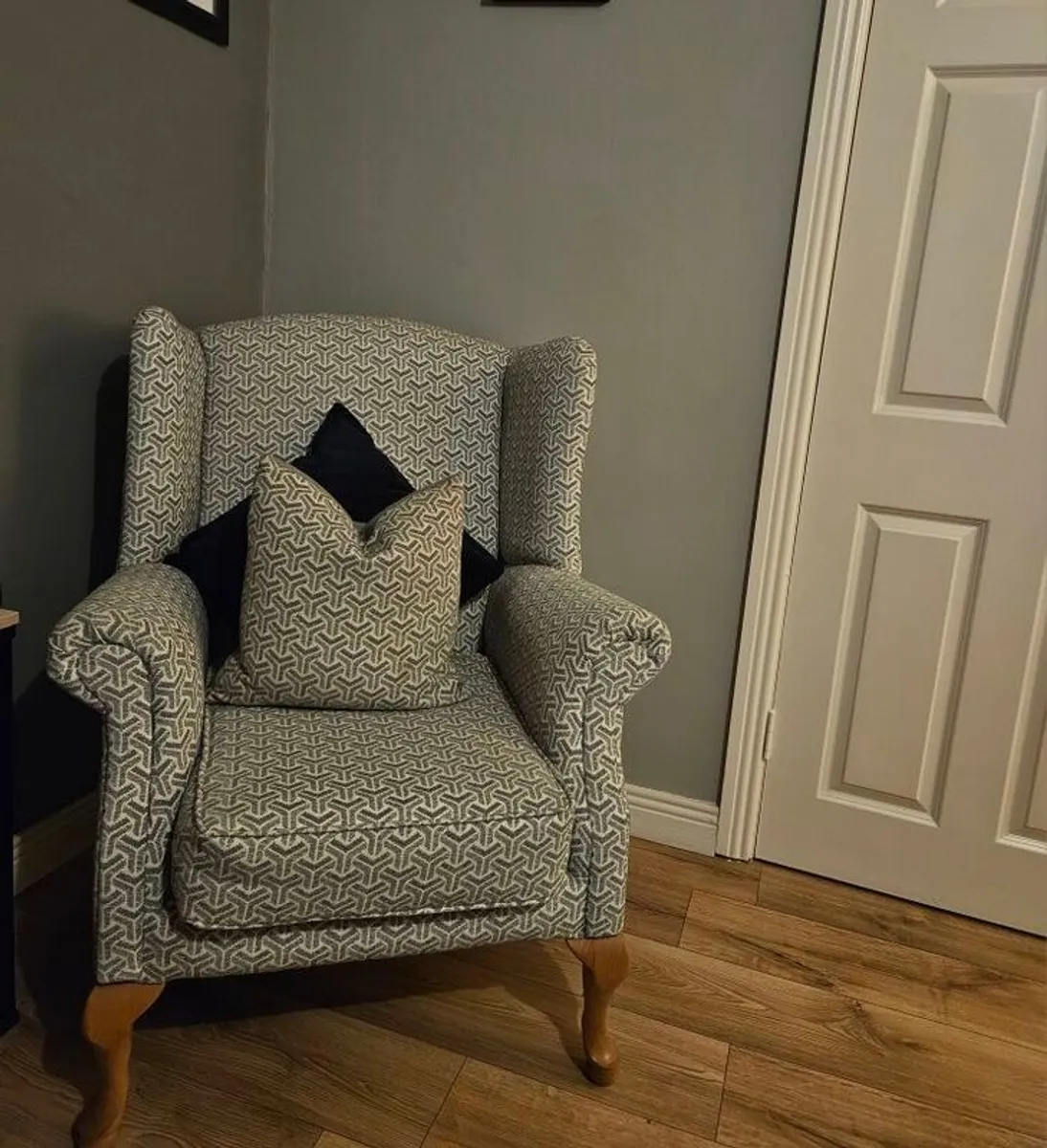 Aquaclean Sofa - Image 3