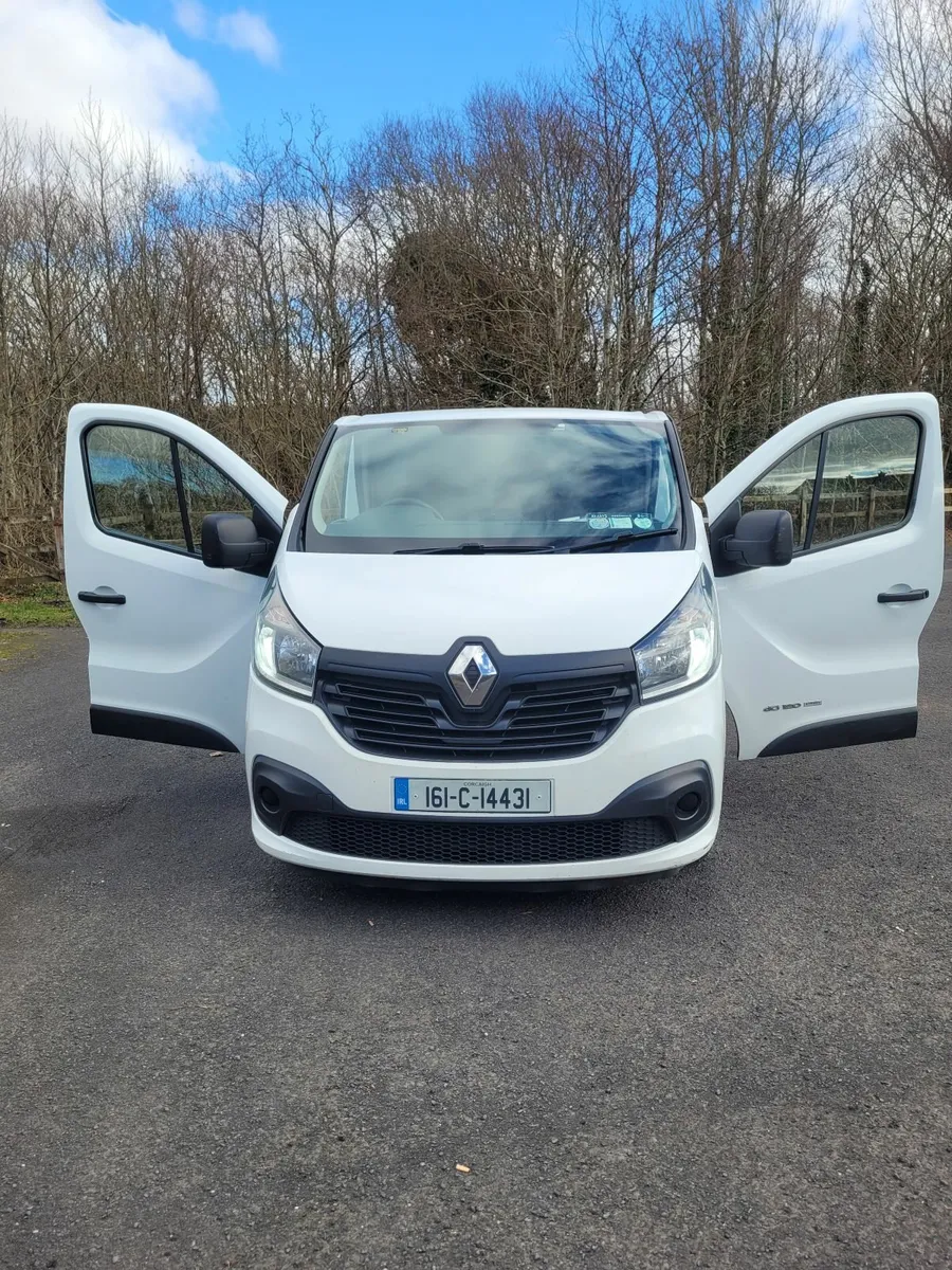 Renault Trafic 2016 - Image 1