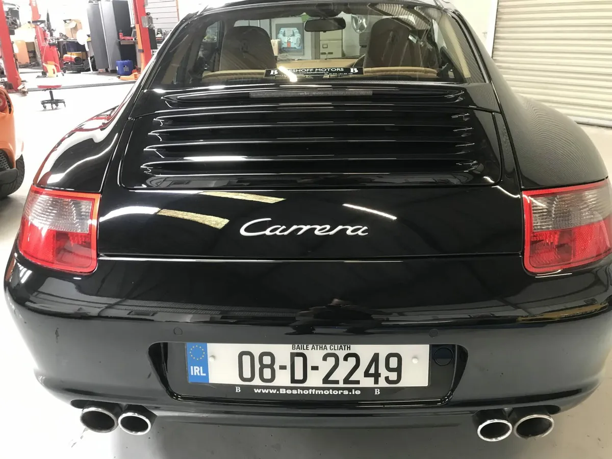 Porsche Carrera 911 (997) Manual - Image 2