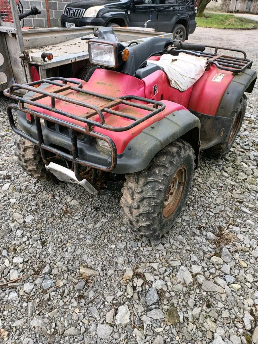 Honda 400 - Image 1