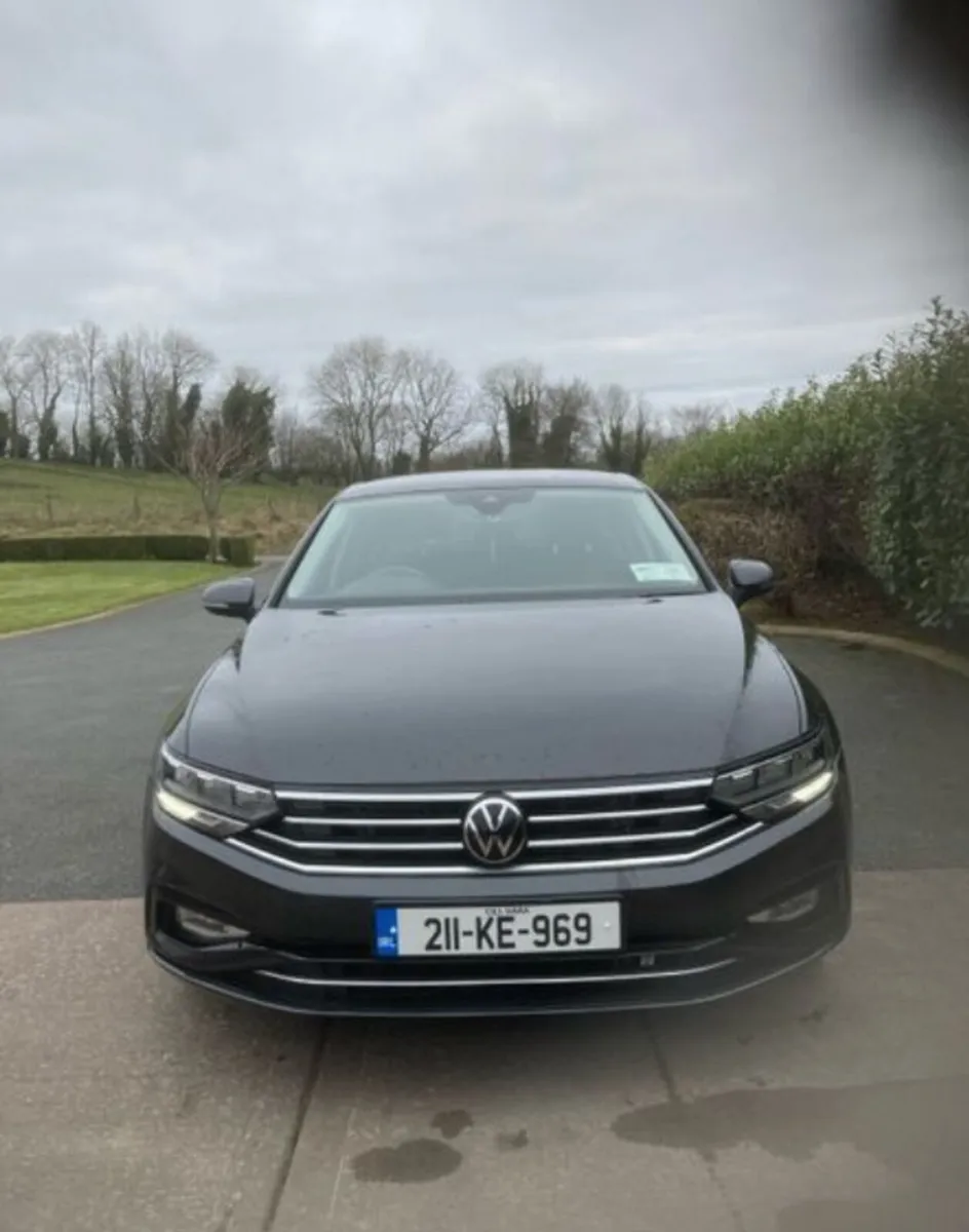 Passat - Image 1