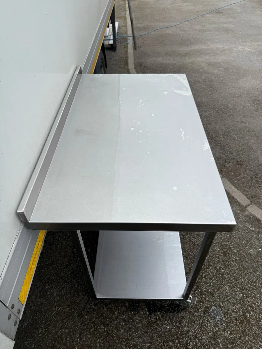 1m stainless steel table - Image 3