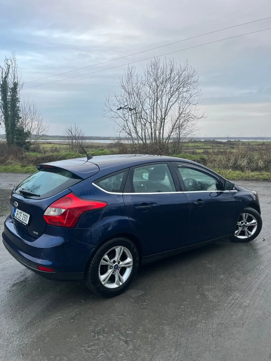 Ford Focus 2012 - Image 4