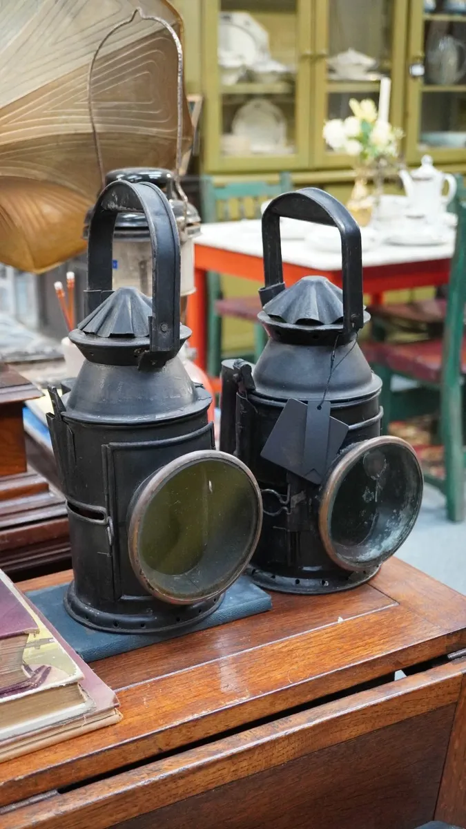 Pair of Antique Railway Signal Lanterns - Image 2