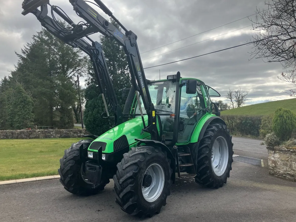 DEUTZ 4 WD with Loader - Image 4