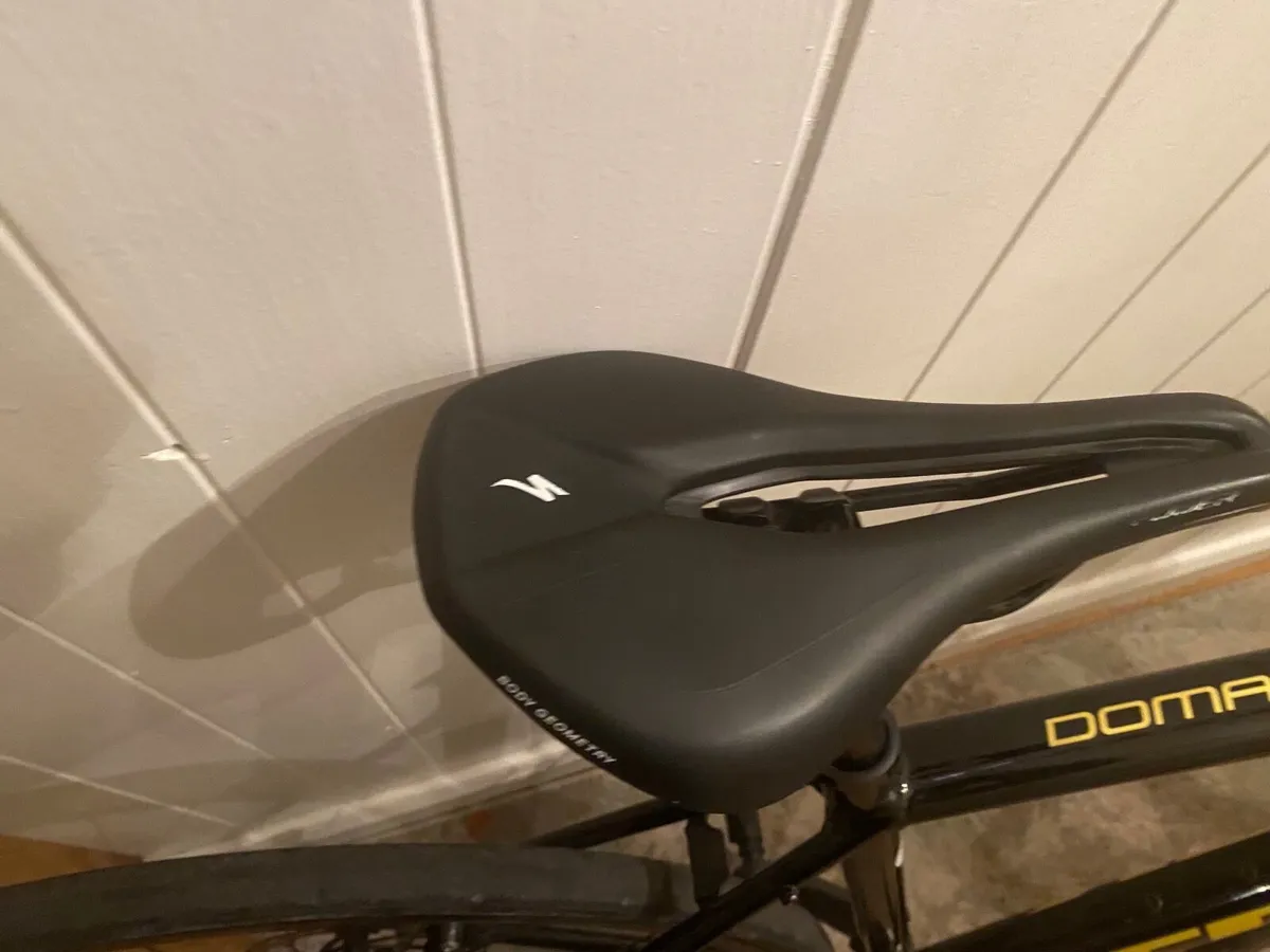 Trek Racing Bike - Image 4