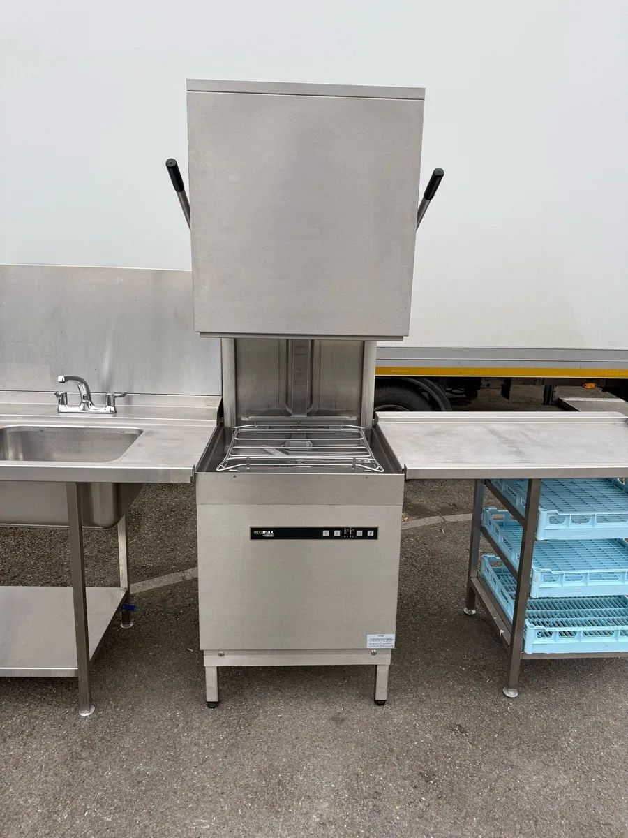 Hobart Ecomax pass through dishwasher - Image 2