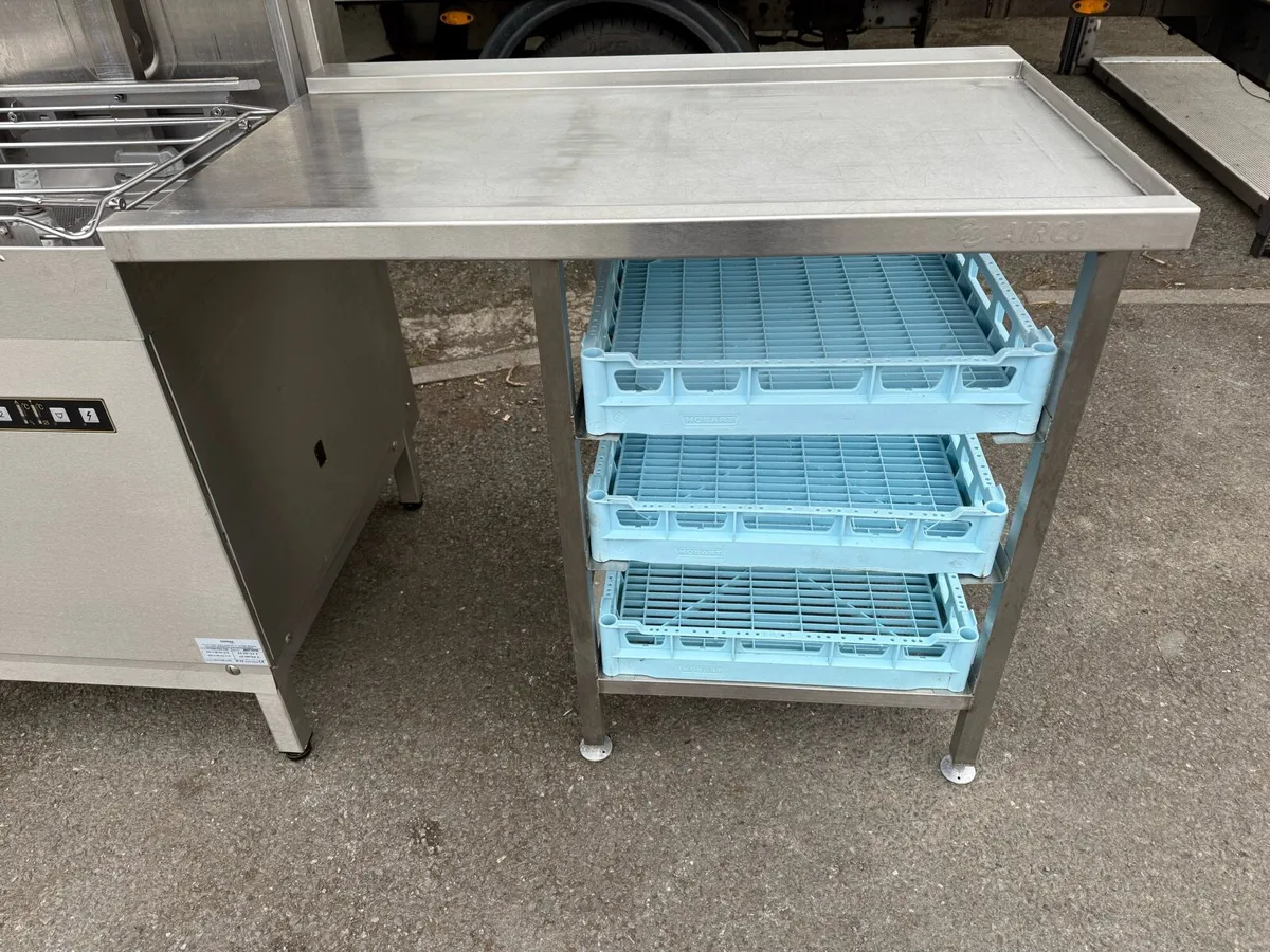 Hobart Ecomax pass through dishwasher - Image 4