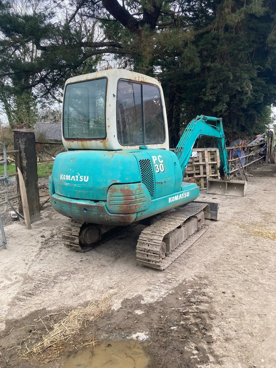 Komatsu pc30 - Image 1