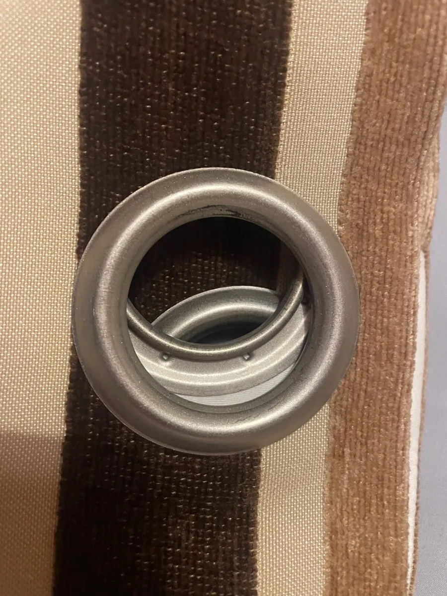 Curtains - Image 3