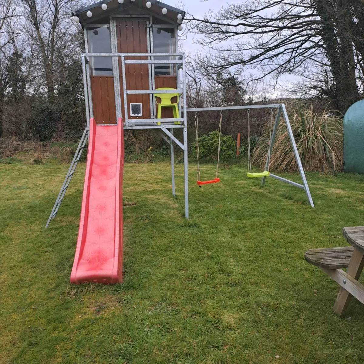 Playhouse - Image 1