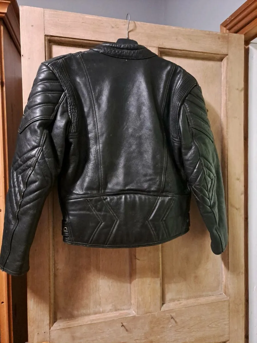 Ladies leather motorcycle jacket - Image 3