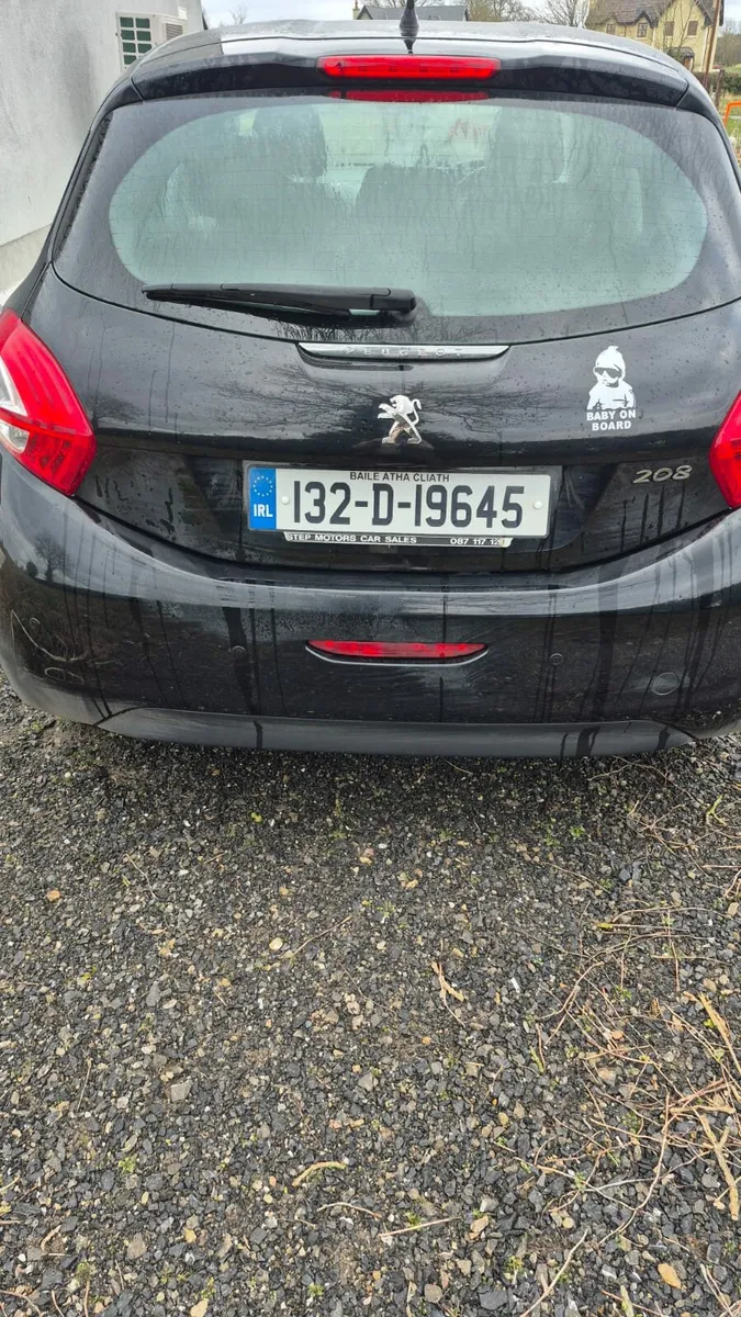 Peugeot 208 - Image 4