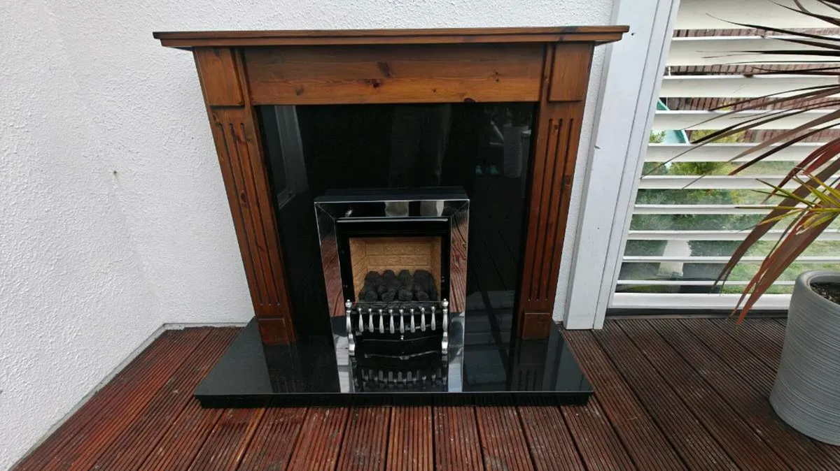 Gas Fireplace with Wooden Mantel & Black Granite H - Image 1