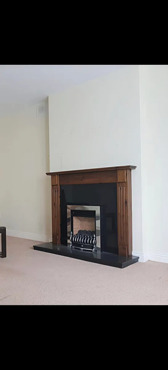 Gas Fireplace with Wooden Mantel & Black Granite H - Image 4