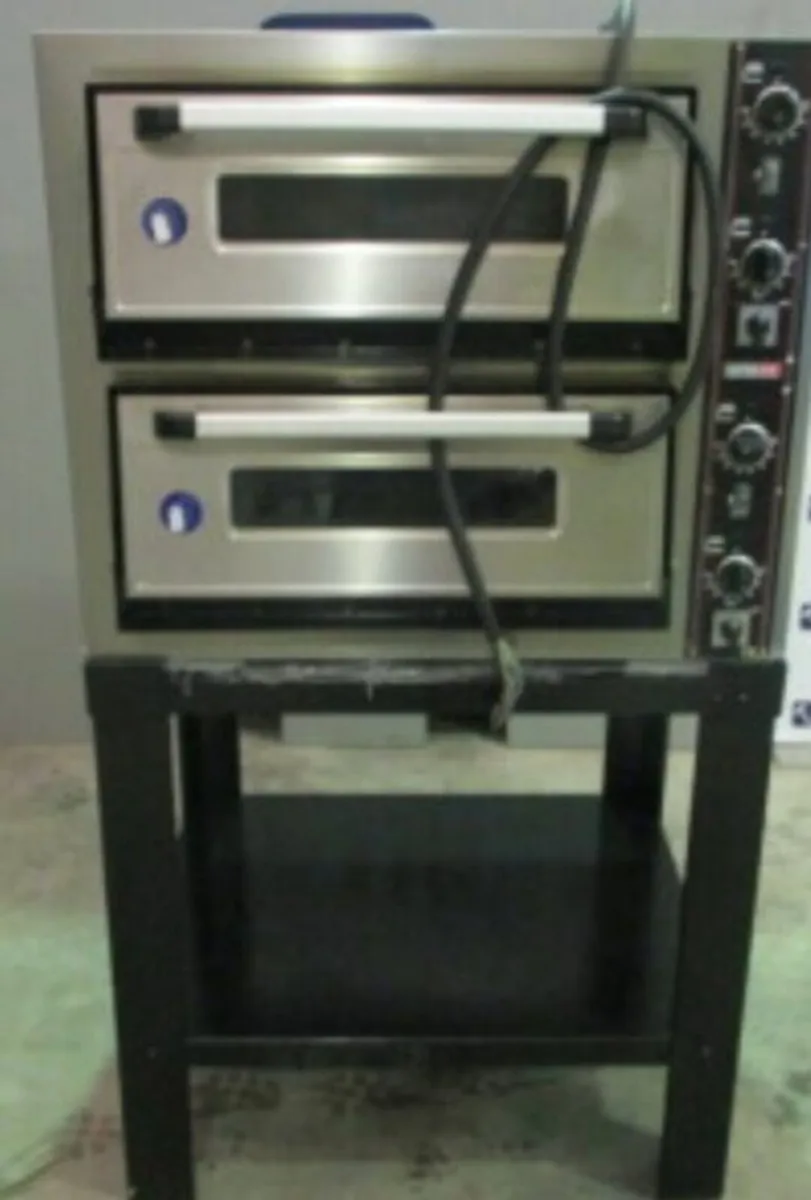Pizza Oven & Stand - Image 1