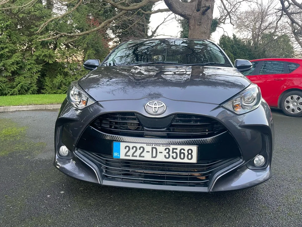 Toyota Yaris LUNA SPORT - 1.0ltr - Alloy Wheels - Image 4