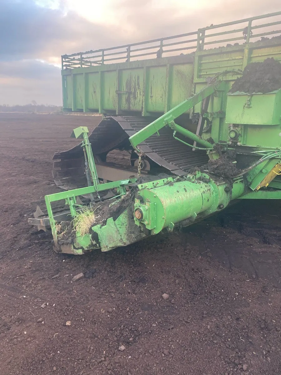 Ten sod hopper - Image 1