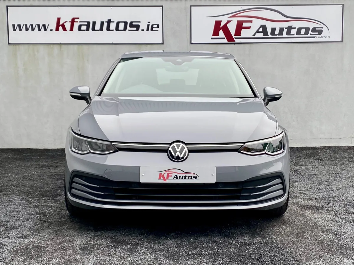 Volkswagen Golf Life 2.0TDI 6 Speed Manual 115bhp - Image 2