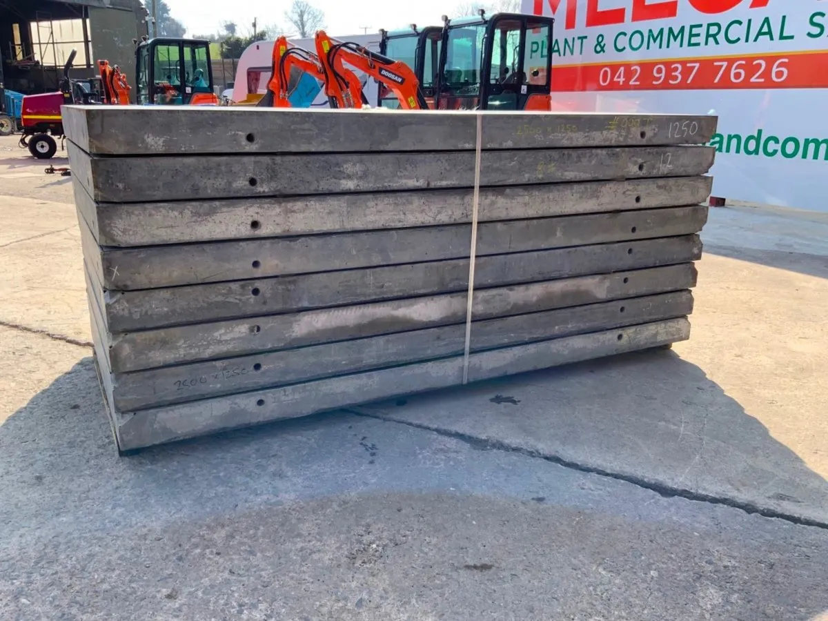 2.5mts x 1.25mts MEVA FORMWORK PANELS.......999 - Image 2