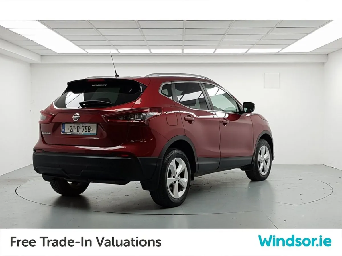 Nissan QASHQAI 1.3 PET SE DCT - Image 3