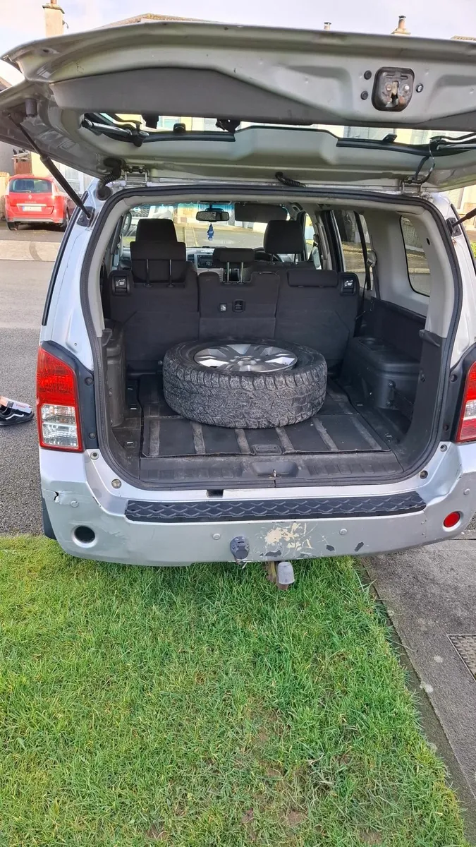 Nissan Pathfinder 2008 - Image 1