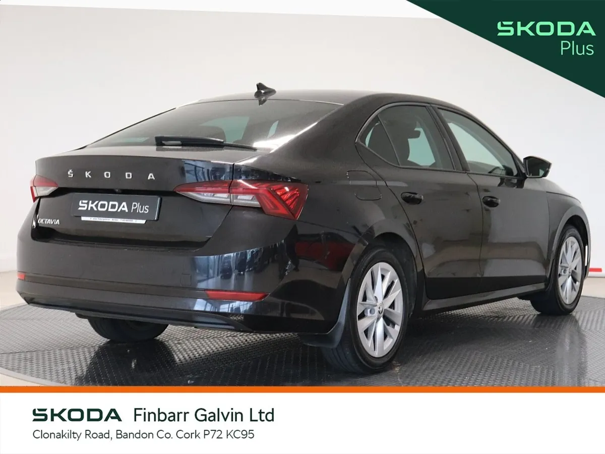 Skoda Octavia 1.0 TSI AMBITION - Image 3