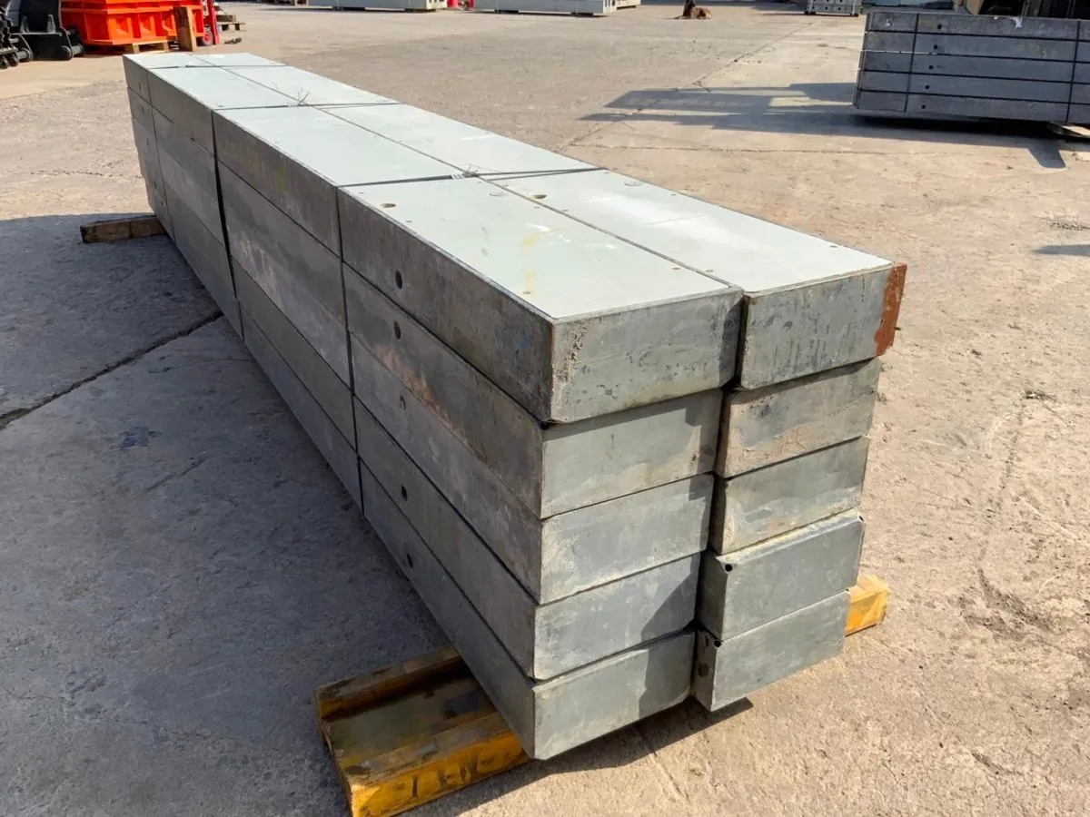 3.5mts x 0.25mts MEVA FORM WORK PANELS....988t. - Image 4